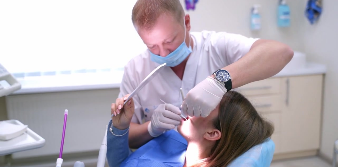 Dentista com paciente