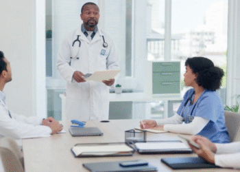 Clínicas oncológicas devem integrar programas de stewardship de antimicrobianos não apenas como ferramenta de compliance