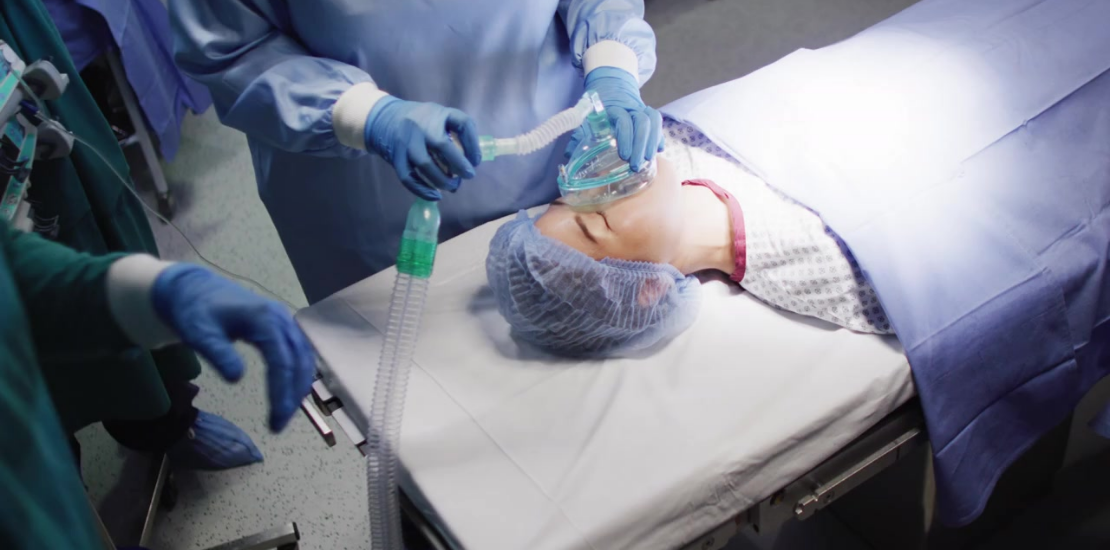 Os serviços de anestesiologia apresentam riscos clínicos e não clínicos relevantes, que precisam ser identificados, monitorados e gerenciados.